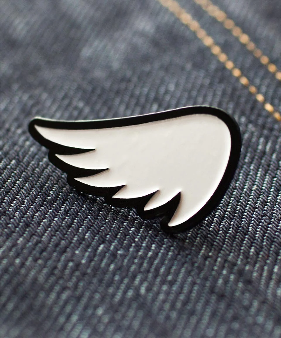 Saint Wing Pin | White/Silver - Image 4